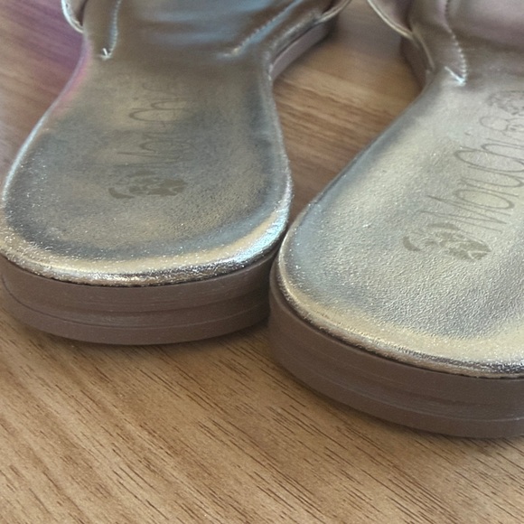 Metallic Gold Slide Sandals with Rose Gold Hardware | NWOT | Sz 8-8.5 - Picture 8 of 9